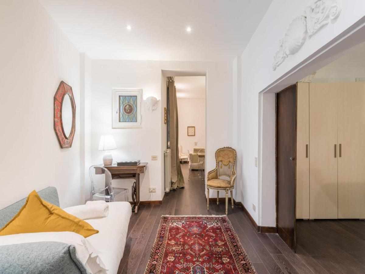 The Rent - Three-bedroom Close To The Quirinale Rom